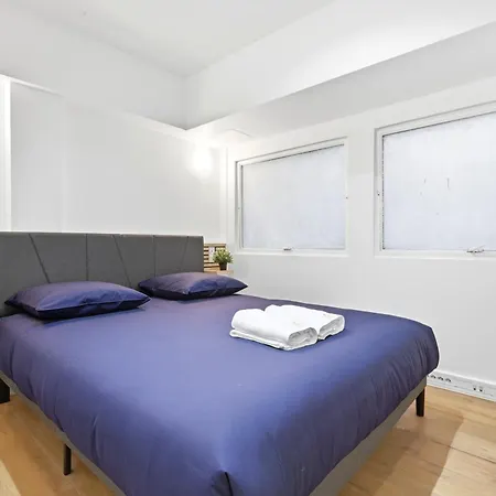 Apartmán Spacious 4br Charm In 8 With Netflix